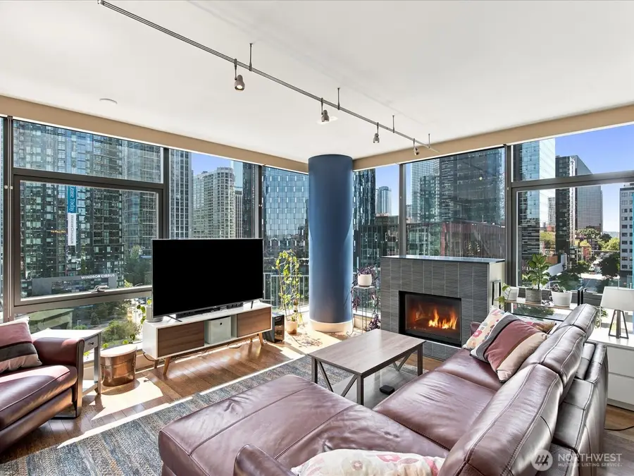 820 Blanchard Street #1007, Seattle, WA 98121 - #2