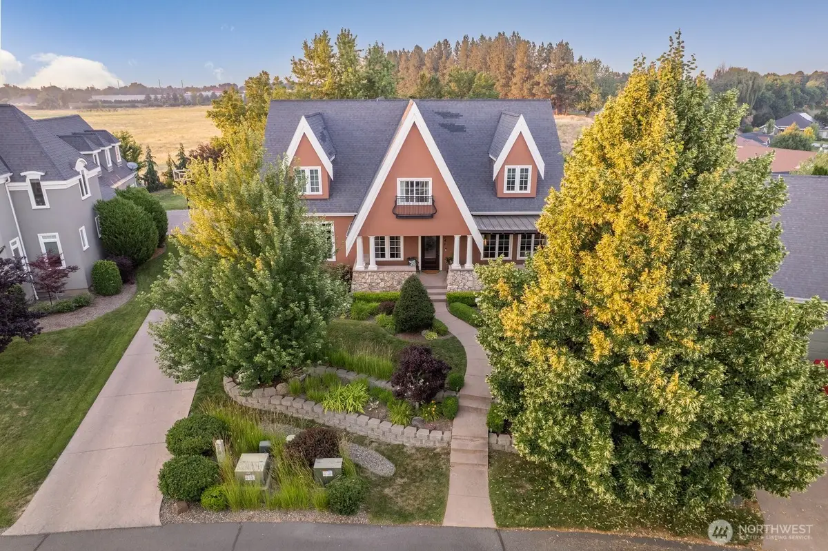 1047 SE Crestlane Drive, College Place, WA 99324 - #1
