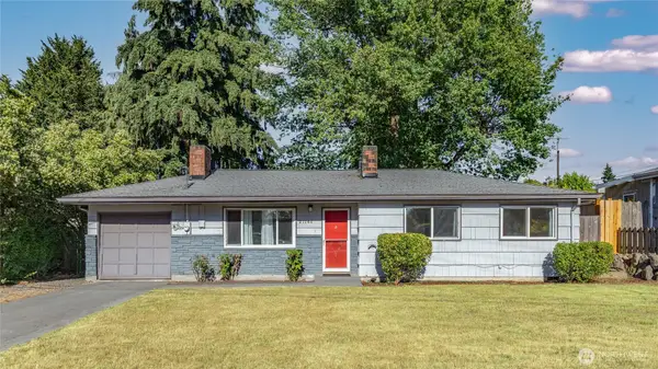 21144 31st Avenue S, SeaTac, WA 98198
