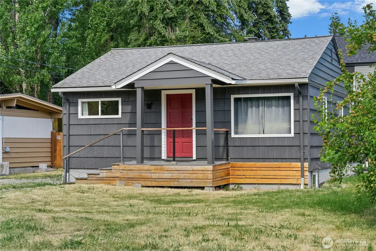 9520 2nd Avenue Nw, Seattle, WA 98117 - #1