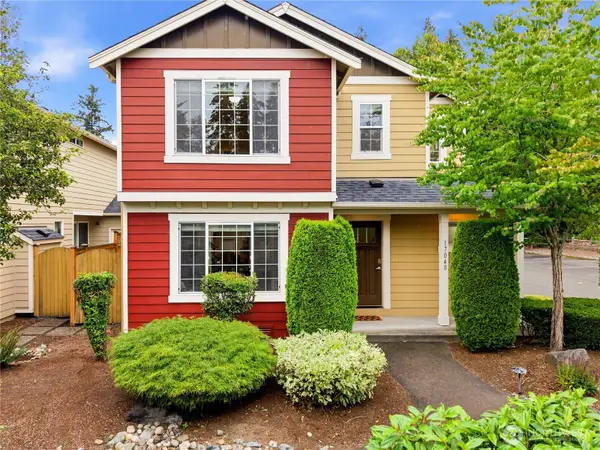 1704 156th Place Sw #B, Lynnwood, WA 98087