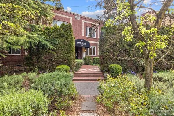 1640 18th Avenue #6, Seattle, WA 98122