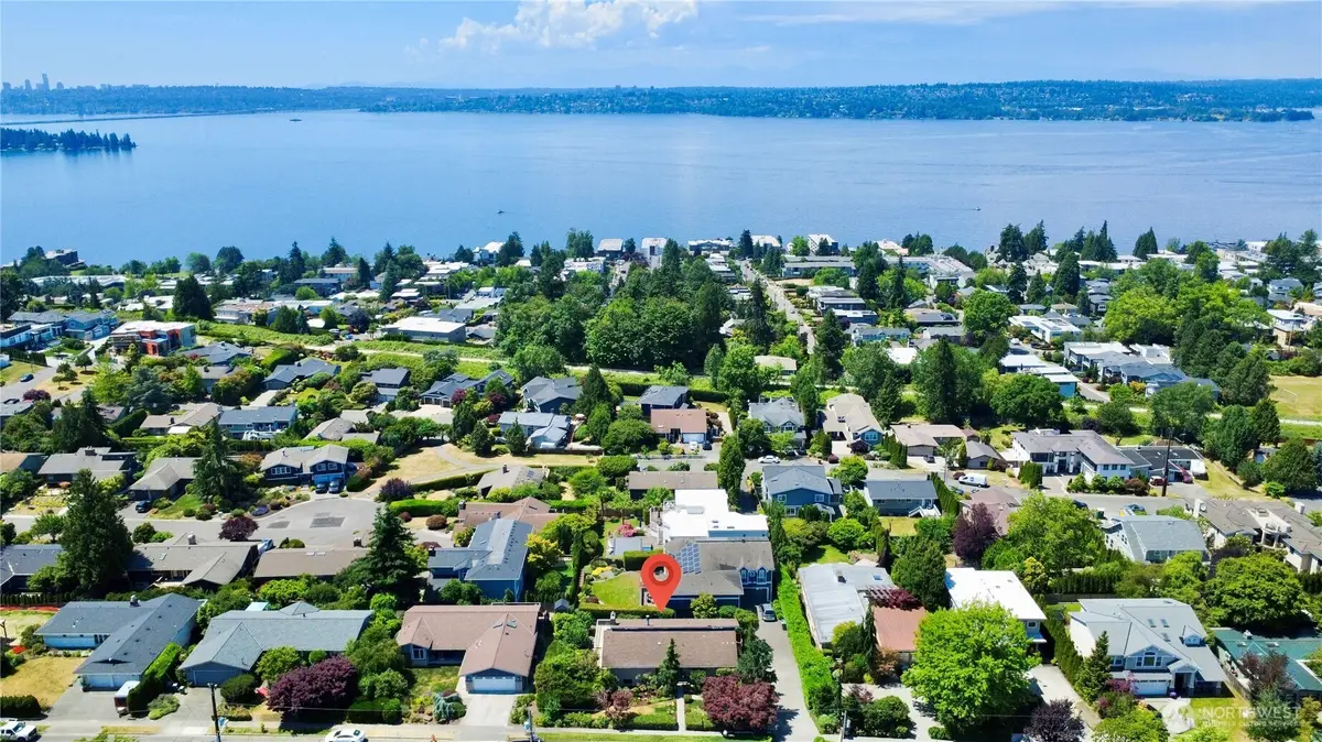 6225 106th Avenue Ne, Kirkland, WA 98033 - #1