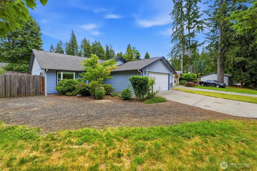 141 E Village View Drive, Allyn, WA 98524 - #2