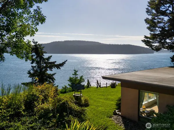 6860 Salmon Beach Road, Anacortes, WA 98221