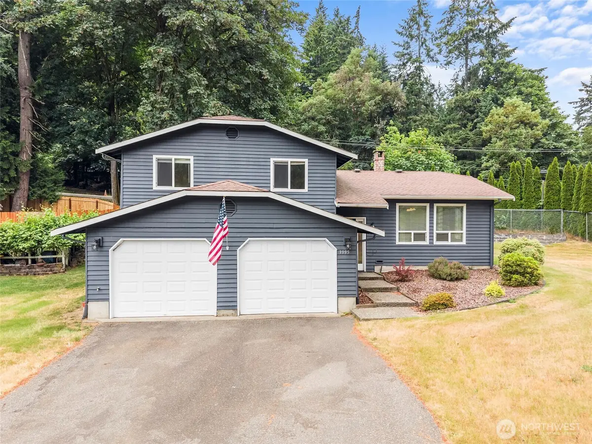 3995 Fischer Park Avenue Ne, Bremerton, WA 98310 - #1