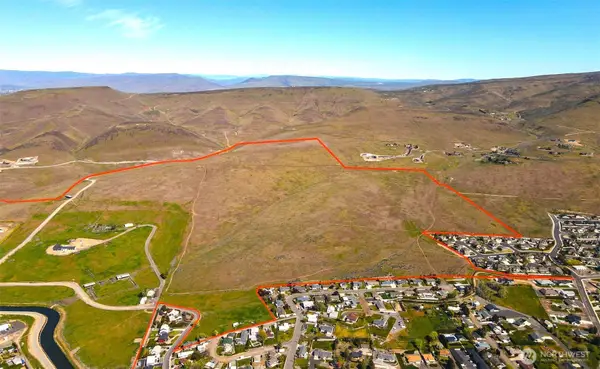351 Kristi Lane, Yakima, WA 98901