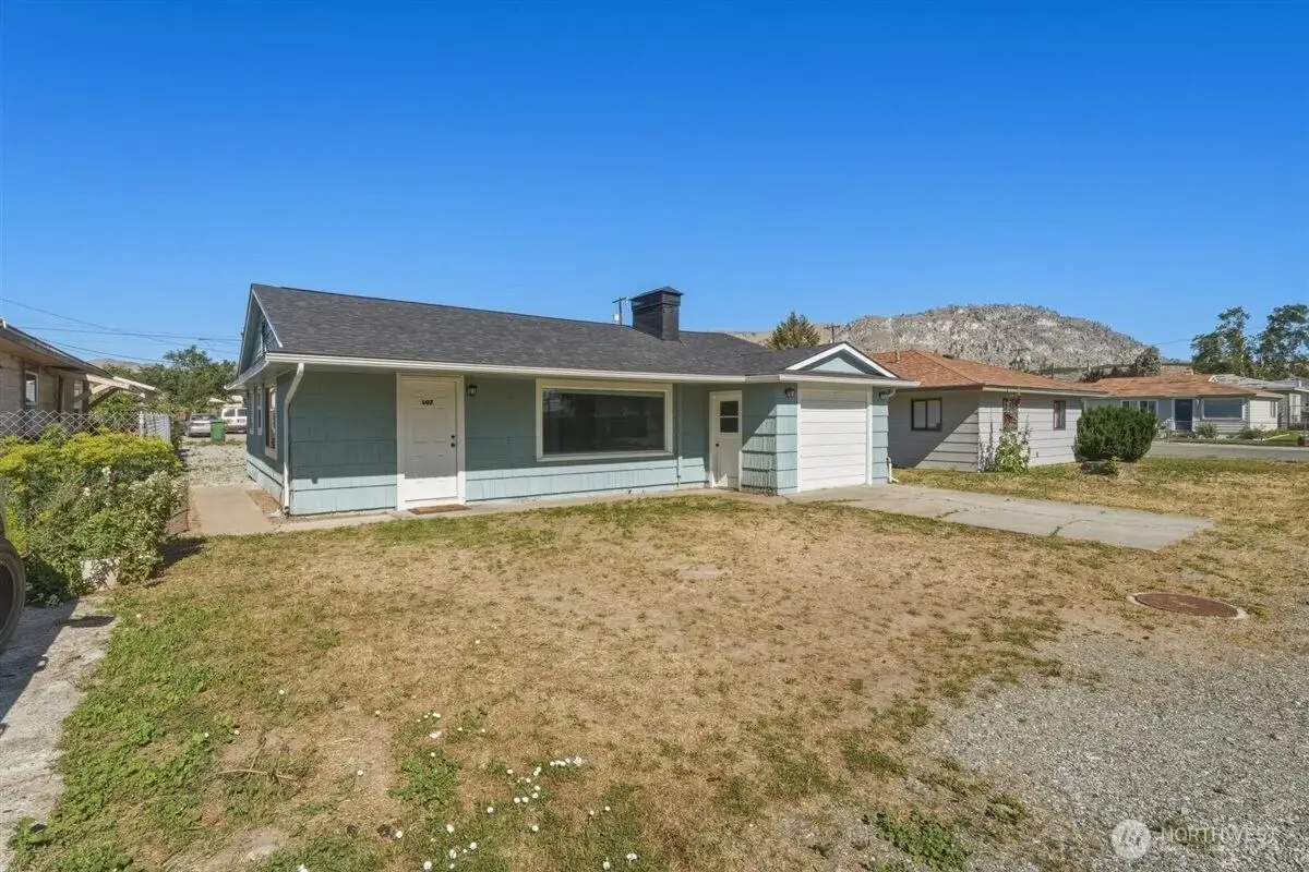 607 S 1st Street, Brewster, WA 98812 - #1