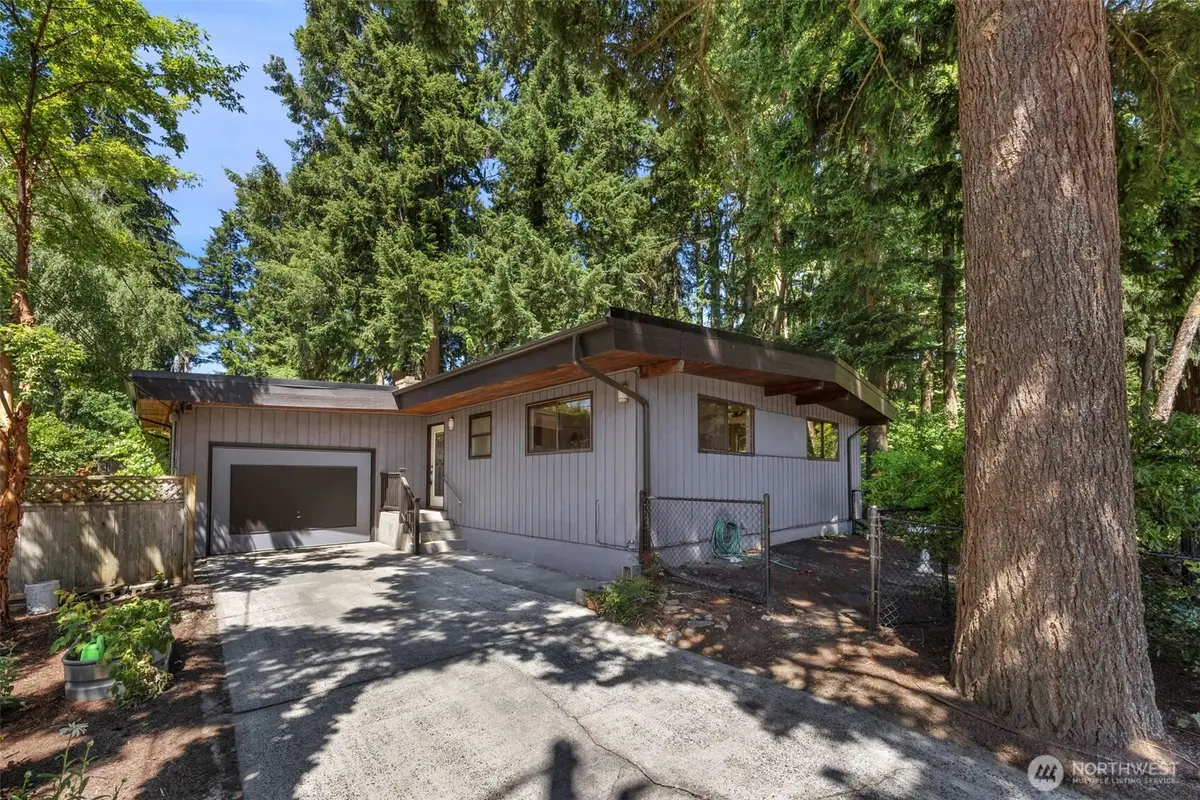 12521 2nd Avenue Ne, Seattle, WA 98125 - #1