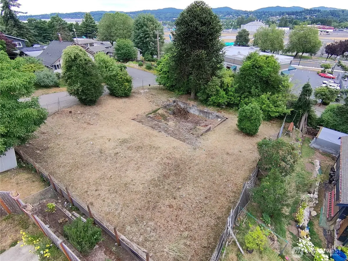 271 Hardie Ave Nw, Renton, WA 98057 - #1