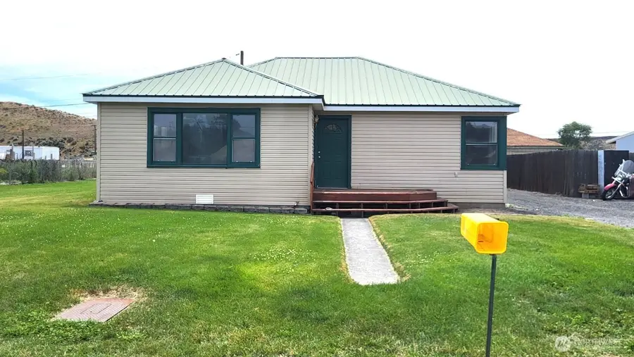 536 Spokane Street, Wilson Creek, WA 98860 - #3