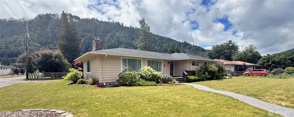 301 Temple Avenue, Morton, WA 98356