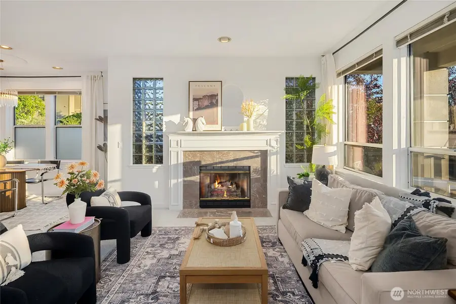 524 12th Avenue E #301, Seattle, WA 98102 - #2