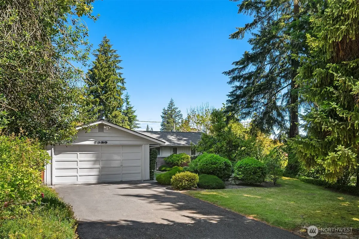 7920 NE 26th Street, Medina, WA 98039 - #1