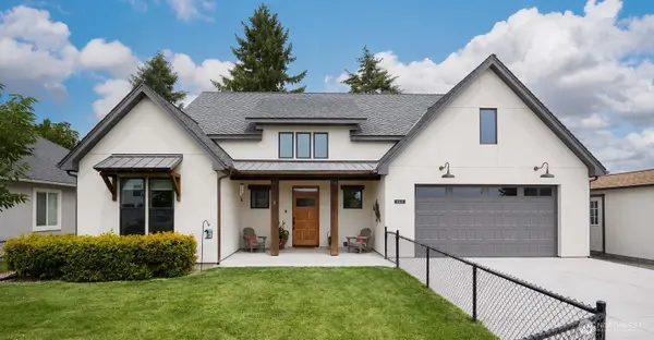 865 NE Makiah Court, College Place, WA 99324