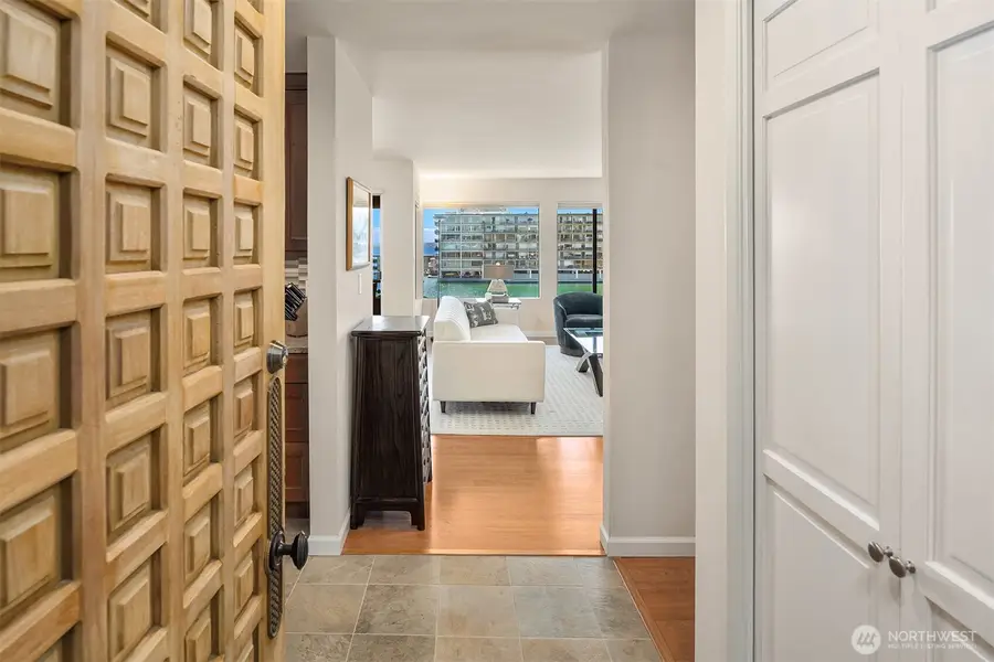 2330 43rd Avenue E #402B, Seattle, WA 98112 - #3