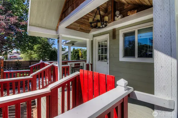 7305 Mieras Road, Moxee, WA 98936