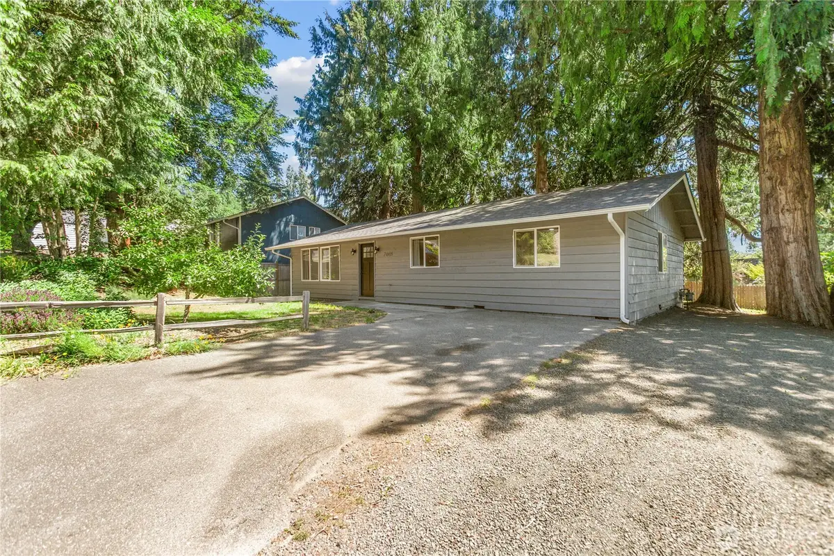 7008 Parkdale Drive Nw, Bremerton, WA 98311 - #1