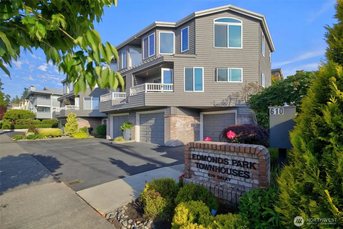 610 Daley Street #E, Edmonds, WA 98020 - #1