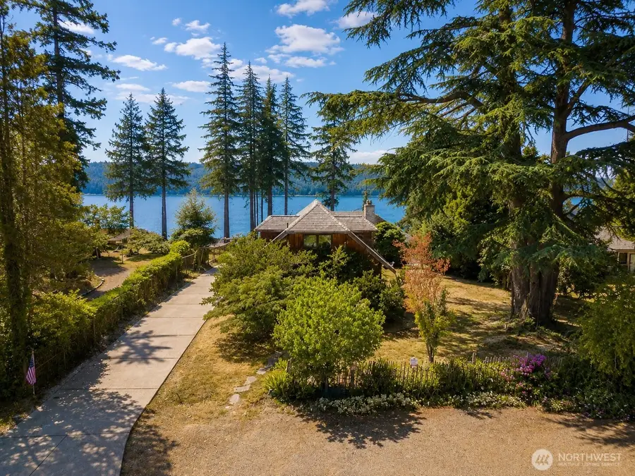 516 1st Street, Steilacoom, WA 98388 - #2