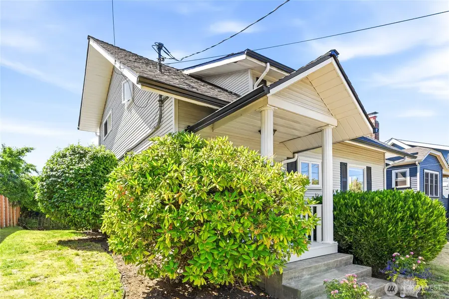 3715 Walnut Avenue Sw, Seattle, WA 98116 - #3