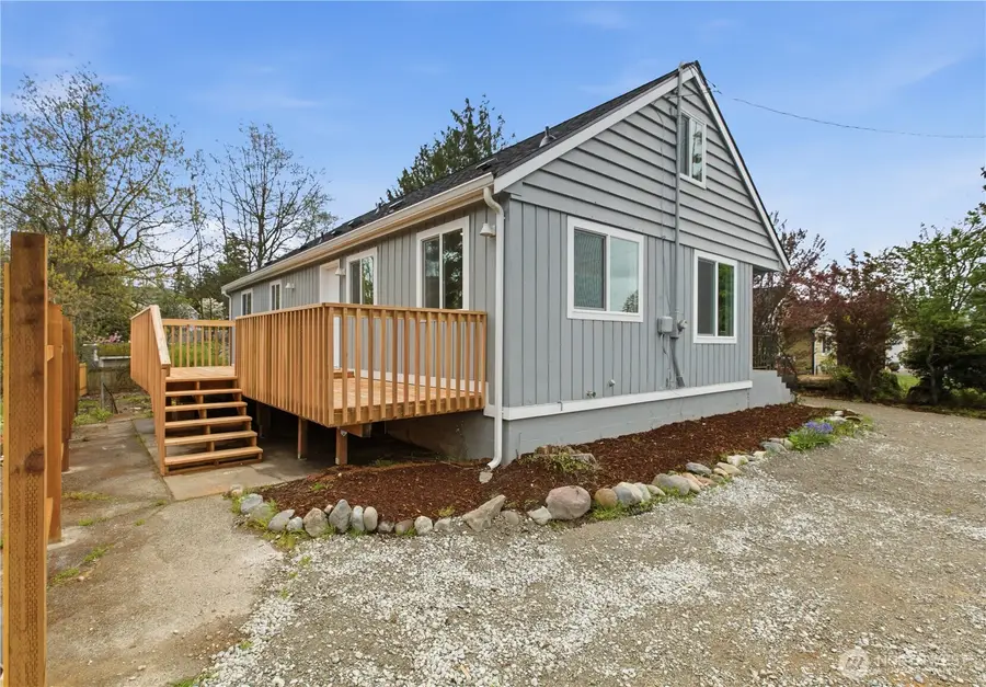 400 22 Avenue Ct, Milton, WA 98354 - #2