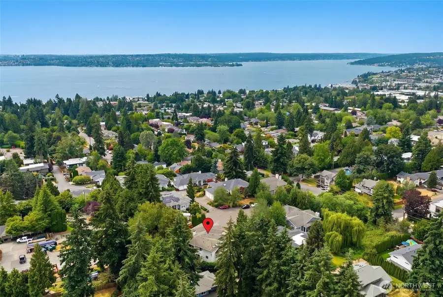 5906 111th Place Ne, Kirkland, WA 98033 - #3