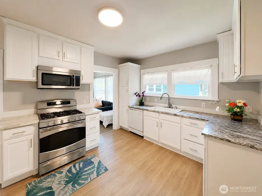 822 S Ferry St, Tacoma, WA 98405 - #3