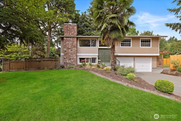 14303 102nd Avenue Ne, Kirkland, WA 98034
