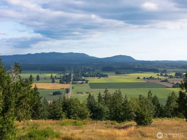 4 Avalon Heights Way #4, Sedro Woolley, WA 98284