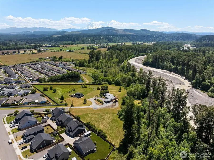 502 Beckett Lane Sw, Orting, WA 98360 - #2