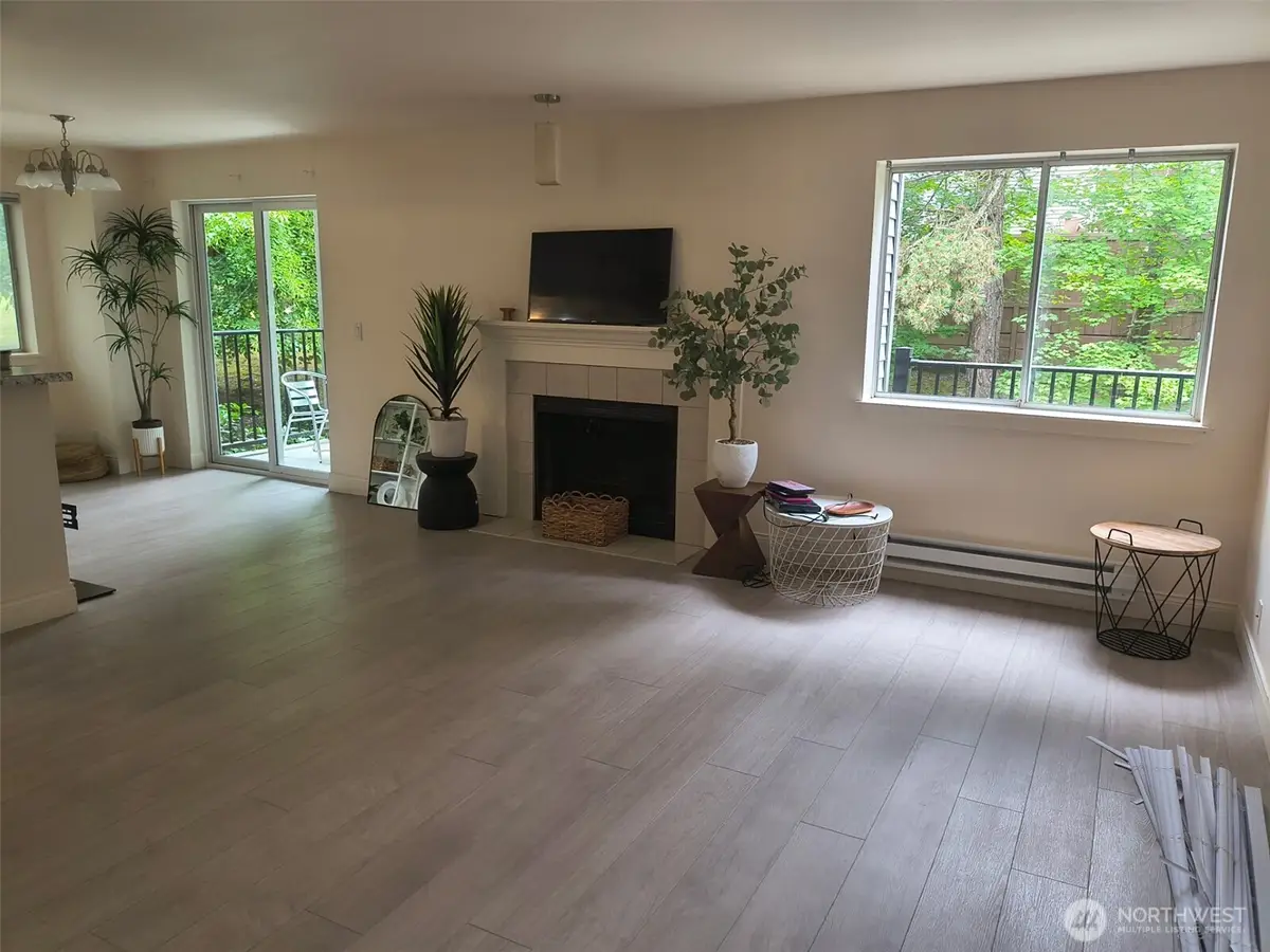 15415 35th Avenue W #E201, Lynnwood, WA 98087 - #1