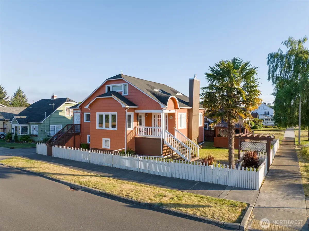 801 Spruce Street, Hoquiam, WA 98550 - #1