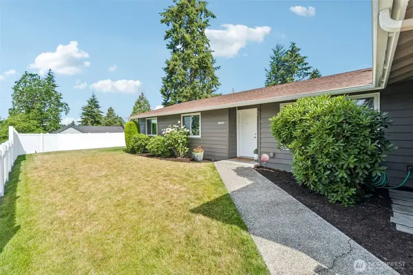 1220 SW 162nd Street, Burien, WA 98166