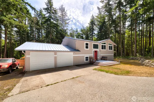 1074 N Estate Lane, Oak Harbor, WA 98277