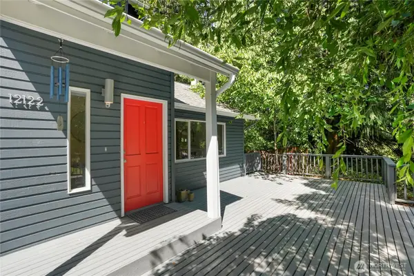 12122 NE 108th, Kirkland, WA 98033