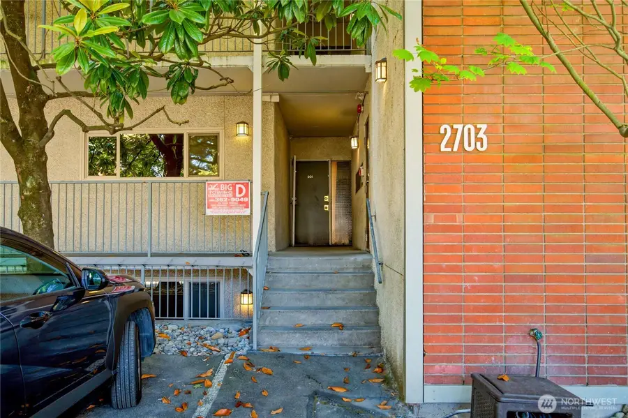 2703 Boylston Ave E #201, Seattle, WA 98102 - #2