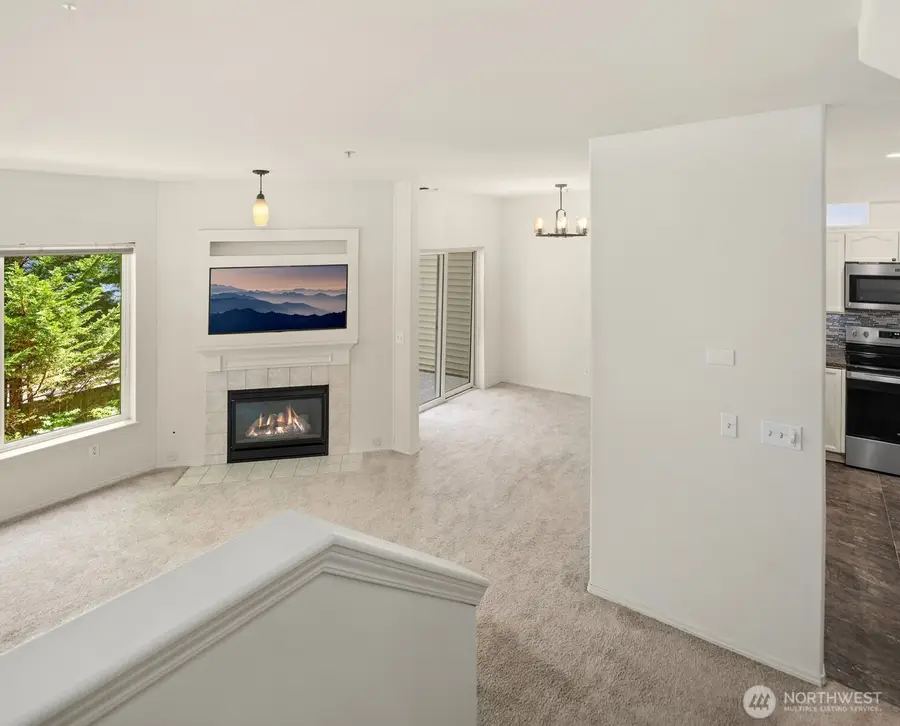 12113 NE 172nd Place #J202, Bothell, WA 98011 - #2