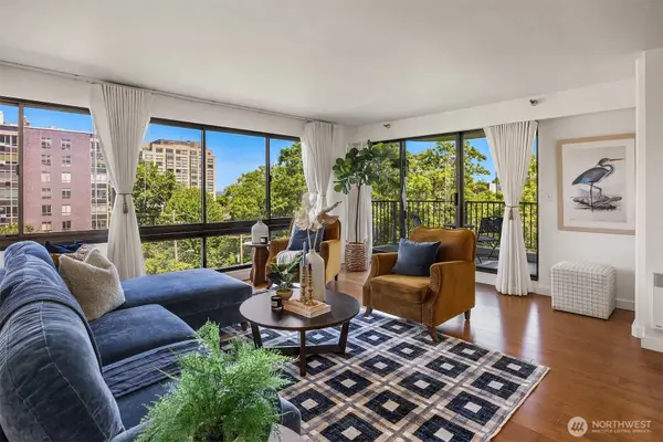 1120 Spring Street #602, Seattle, WA 98104
