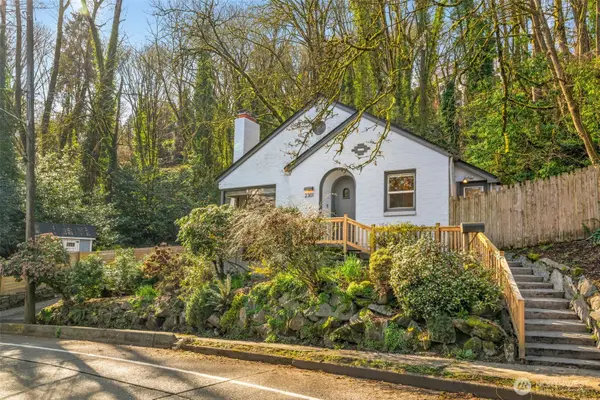 2301 Delmar Drive E, Seattle, WA 98102