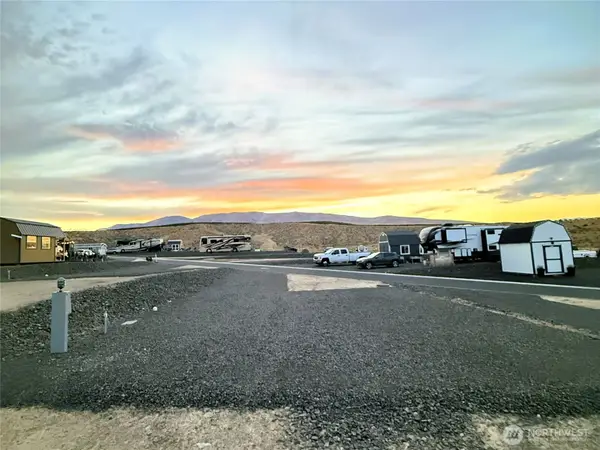 1769 Naches Wenas Rd, Selah, WA 98942