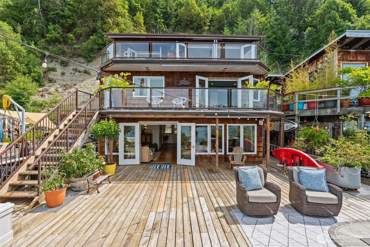 15 N Salmon Beach, Tacoma, WA 98407 - #1