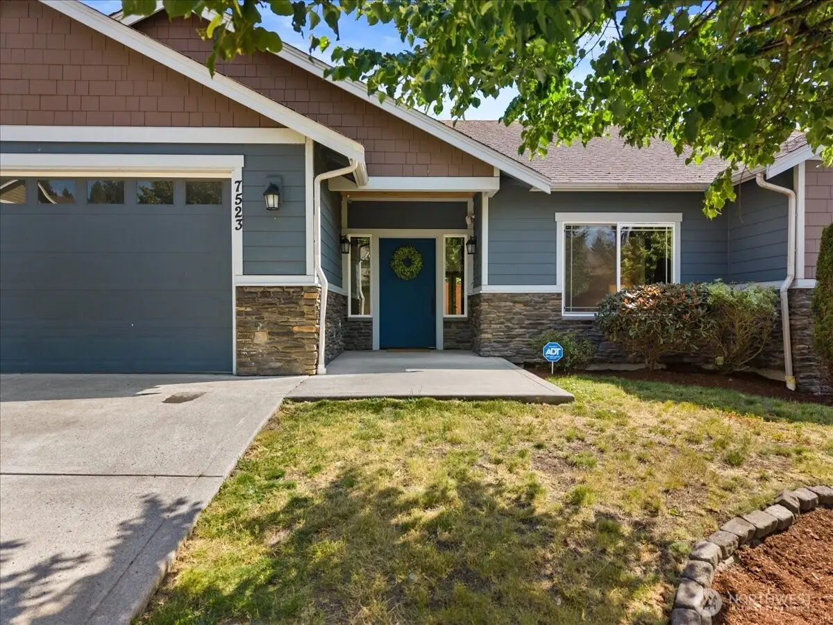 7523 Broadway, Everett, WA 98203 - #1
