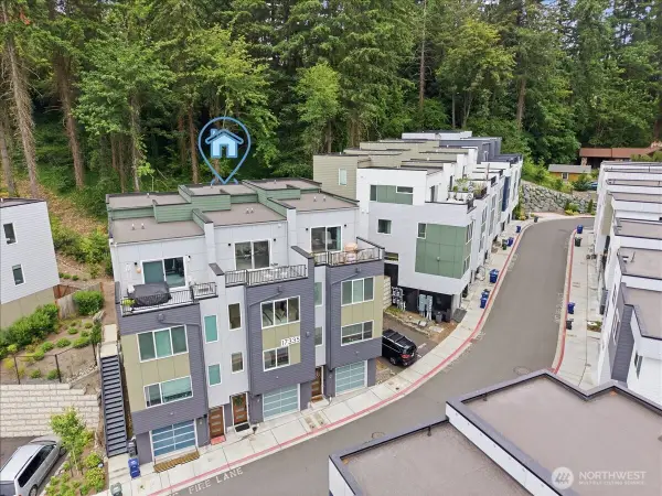 17335 90th Drive Ne #B, Bothell, WA 98011