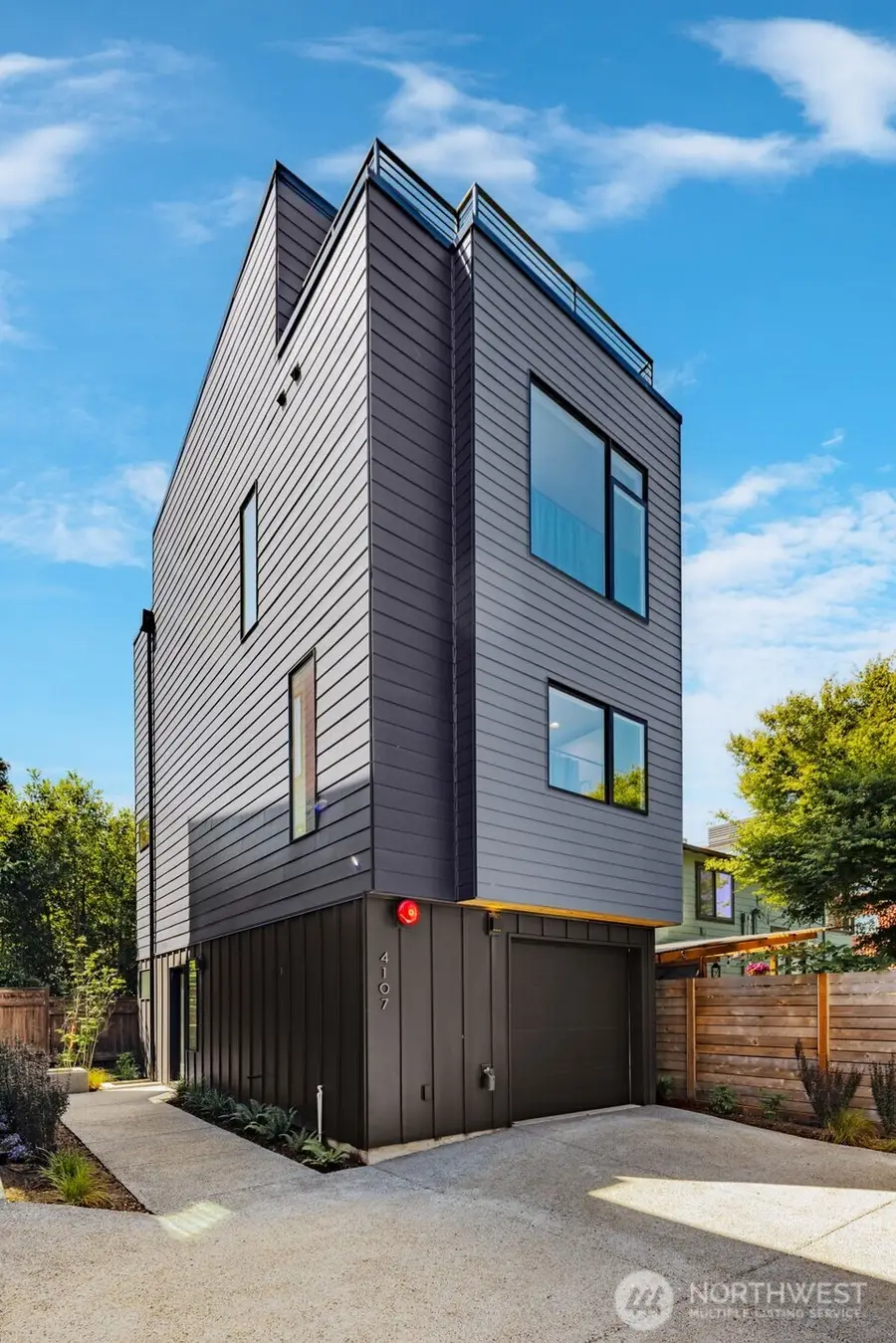 4107 25th Avenue Sw, Seattle, WA 98106 - #2
