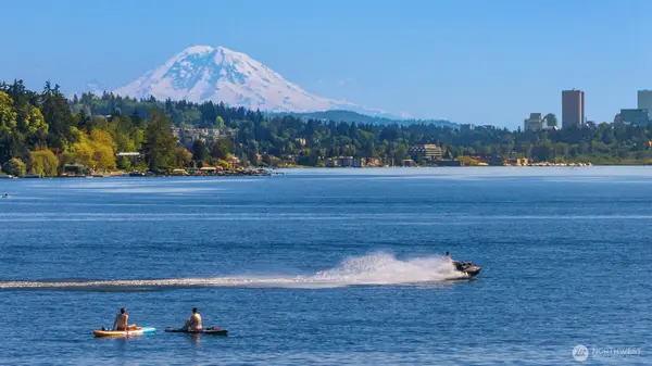8503 NE Juanita Drive, Kirkland, WA 98034