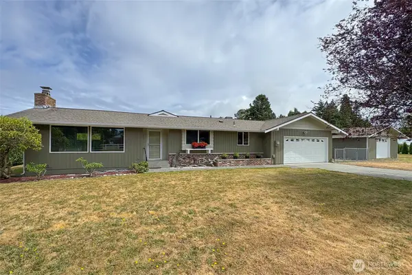 860 Thornton Drive, Sequim, WA 98382