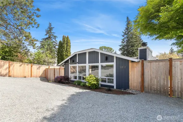 10818 31st Avenue Sw, Seattle, WA 98146