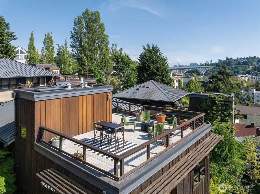 3816 Evanston Avenue N, Seattle, WA 98103 - #2