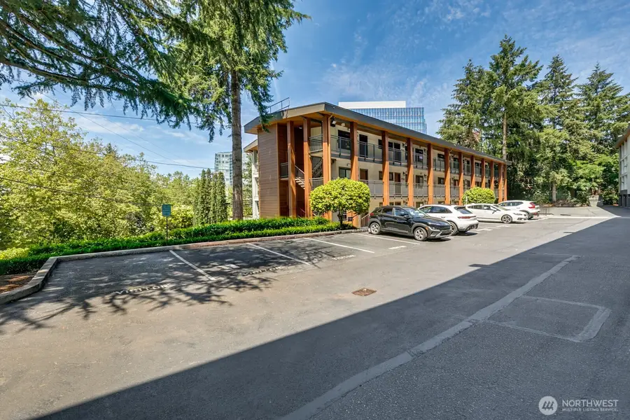 130 105th Avenue Se #C-316, Bellevue, WA 98004 - #3